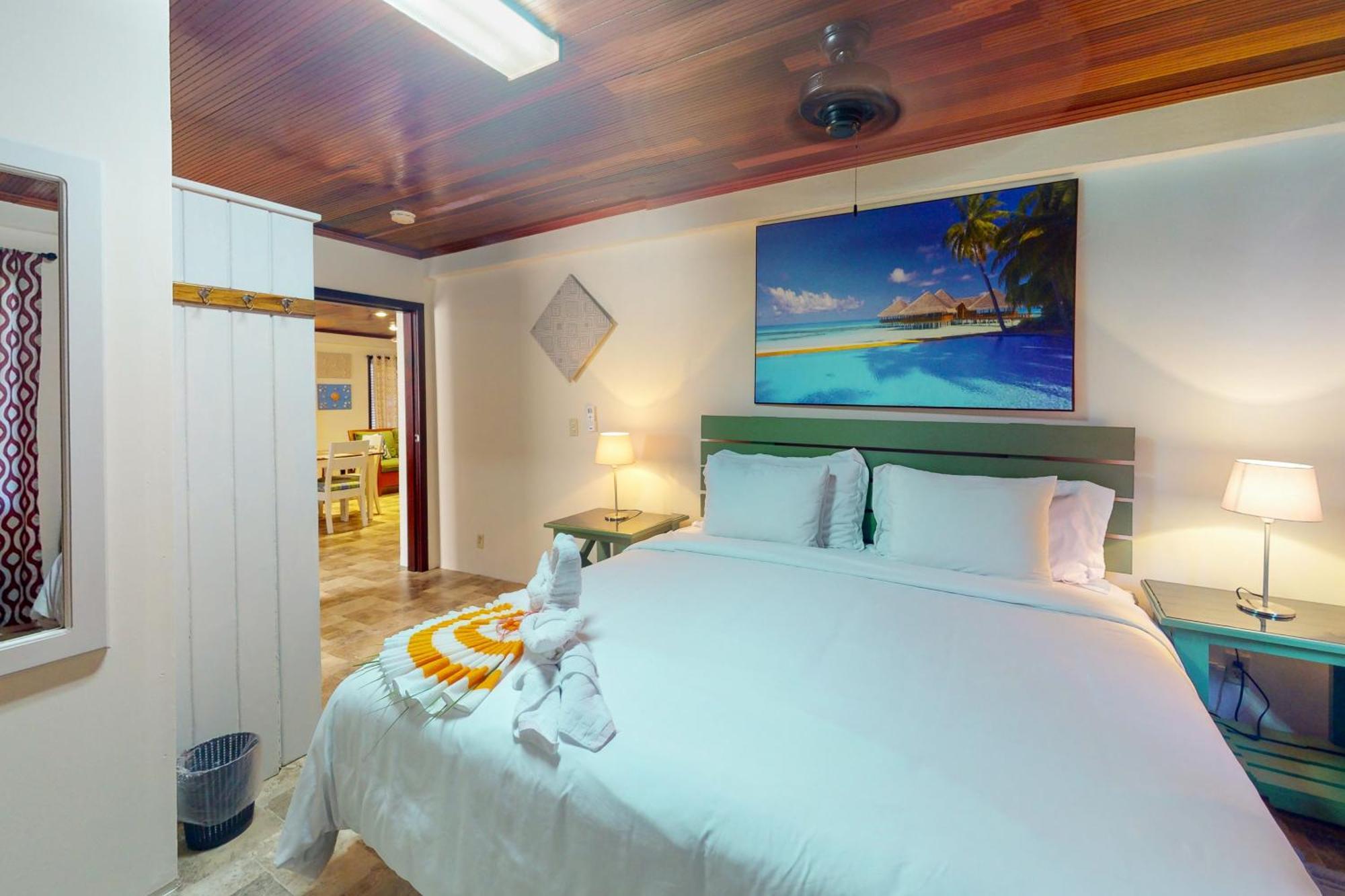 Hummingbird Home Suites Сан Педро Стая снимка