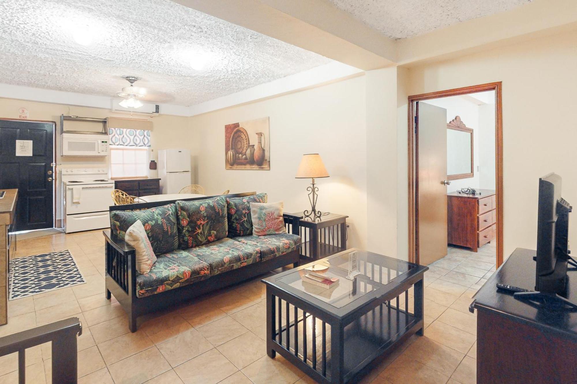 Hummingbird Home Suites Сан Педро Стая снимка