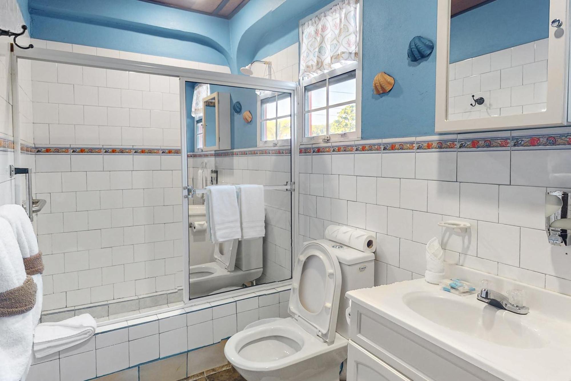 Hummingbird Home Suites Сан Педро Стая снимка